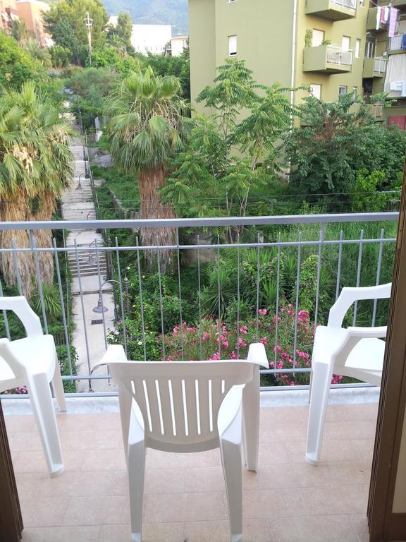 Le Giarette Apartment Cefalu Phòng bức ảnh